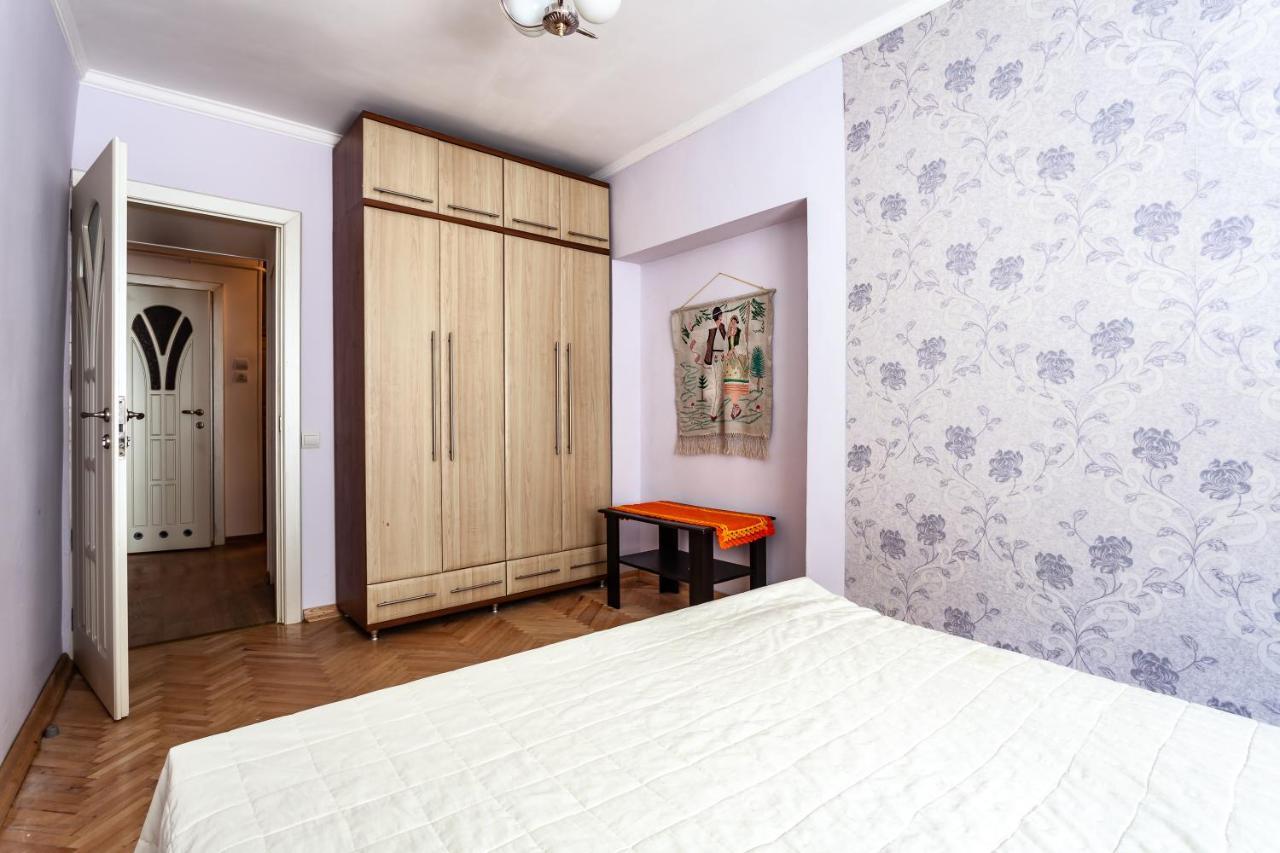 Four Bedrooms Apartment In The Heart Of Lviv Eksteriør billede
