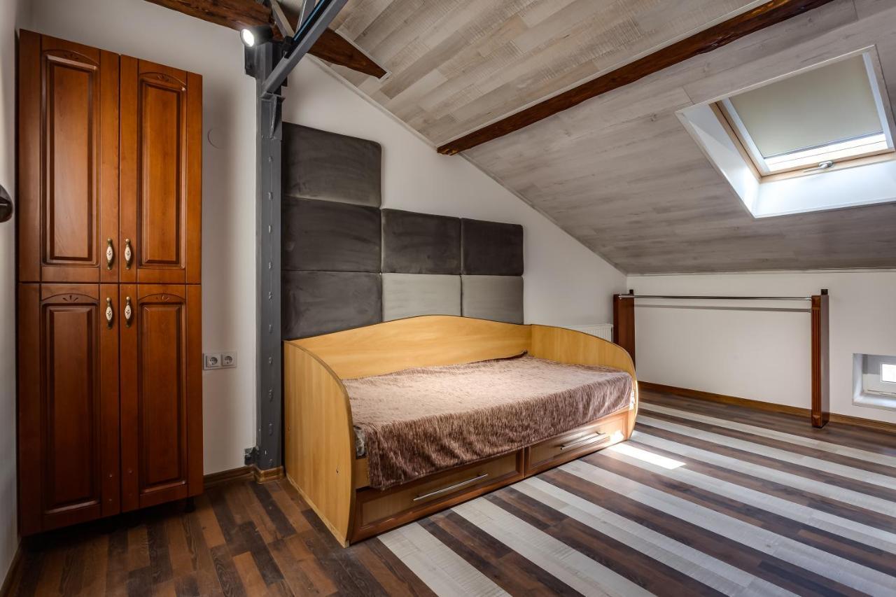 Four Bedrooms Apartment In The Heart Of Lviv Eksteriør billede